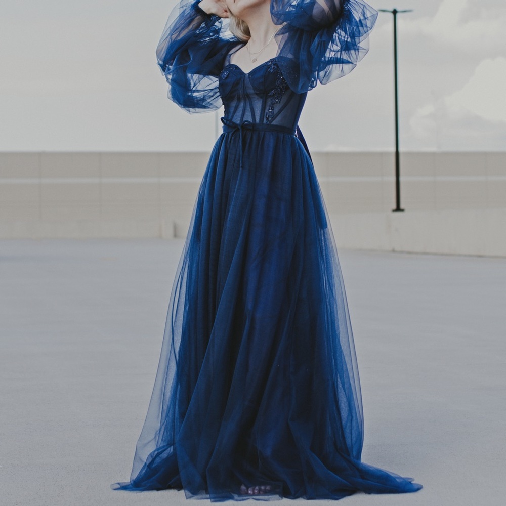 Blue dress